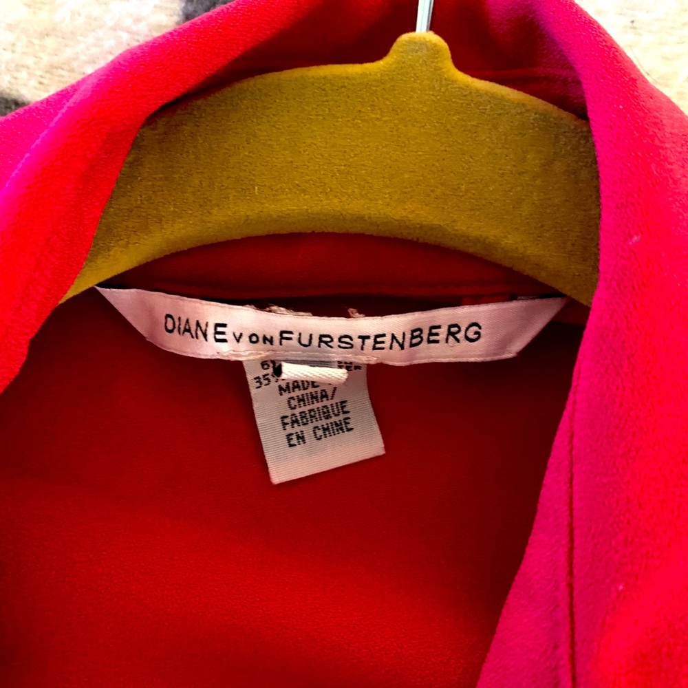 Diane von Furstenburg Red Dress size 2.  New